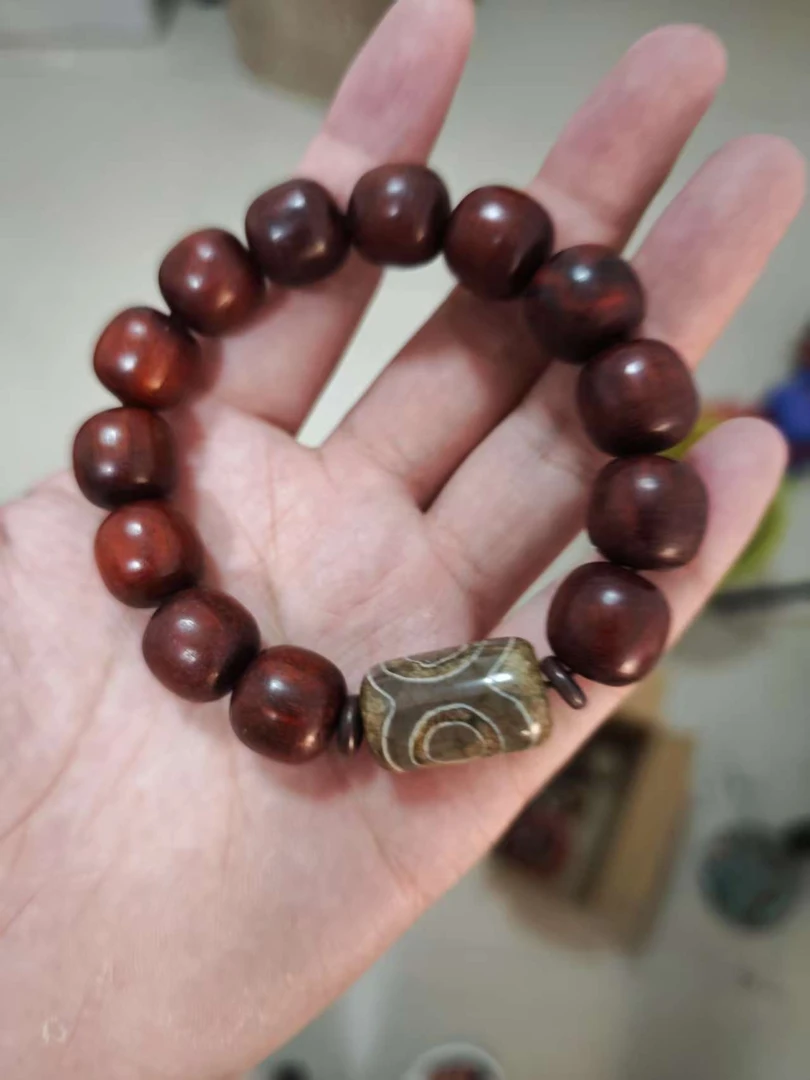 D521390 小叶紫檀高端手串