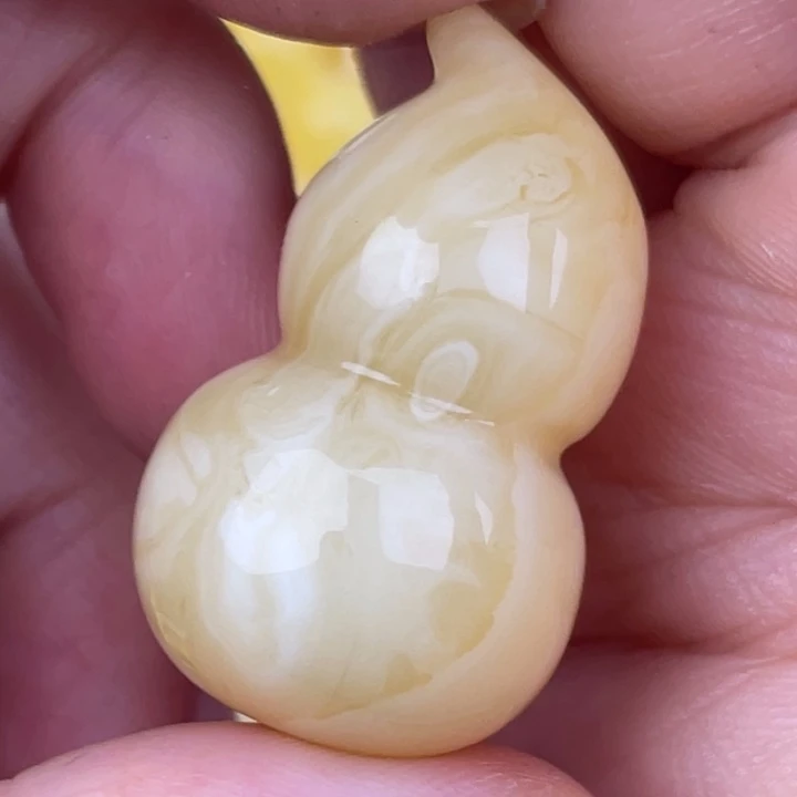 蜜蜡未镶嵌裸石438