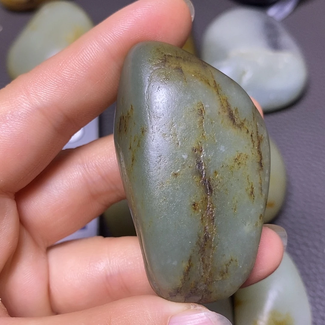 未镶嵌和田玉（糖玉）挂件