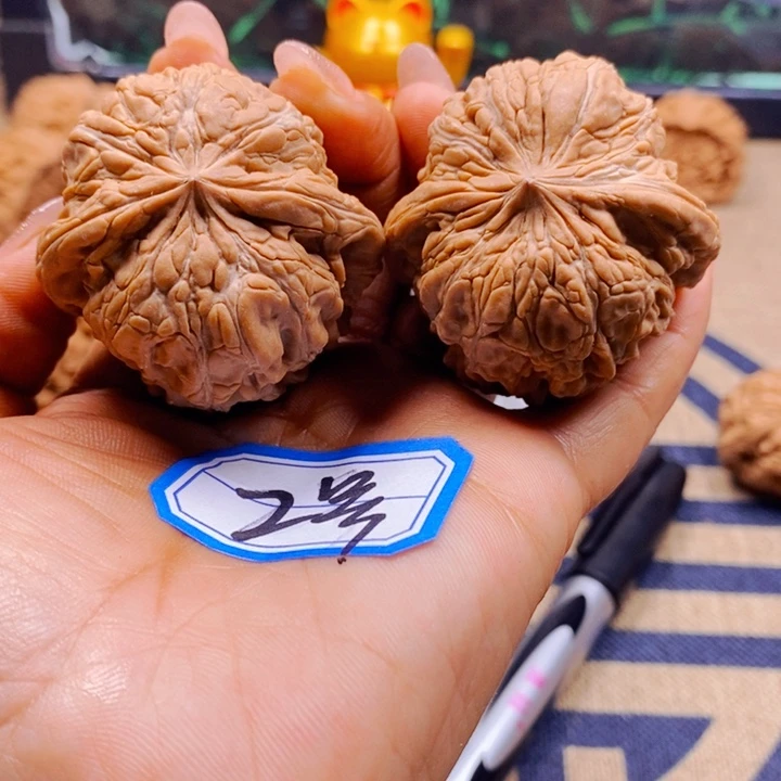 把件文玩核桃闷墩