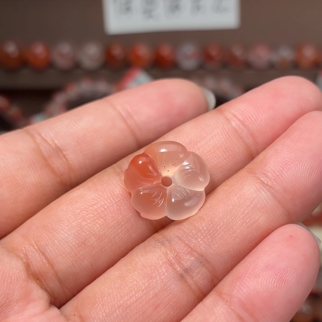 小***~南红玛瑙未镶嵌川料有钱花