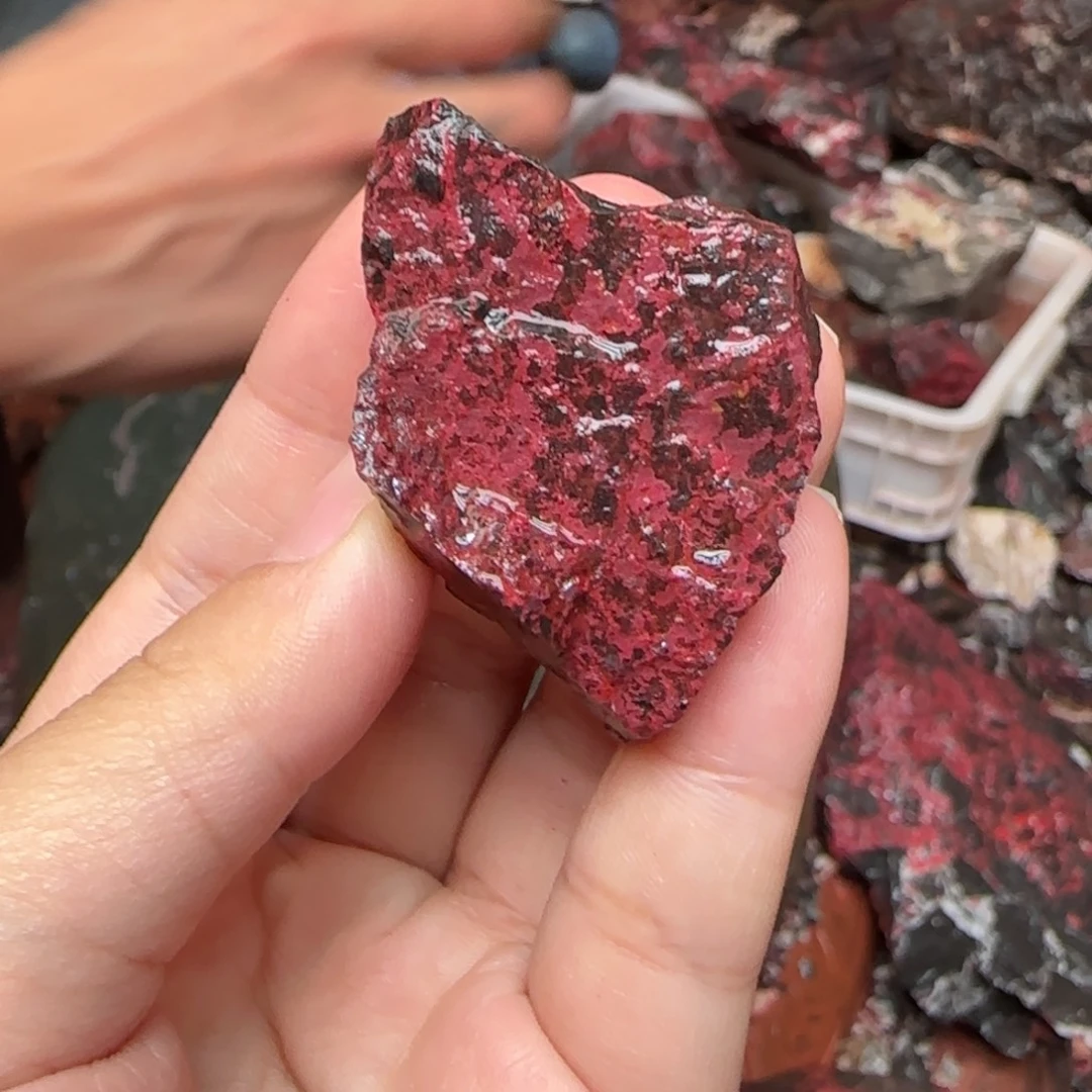 天然辰砂朱砂毛石头6