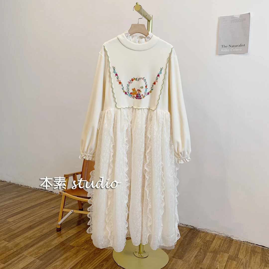 C2910磨毛德绒刺绣蕾丝拼接立领连衣裙