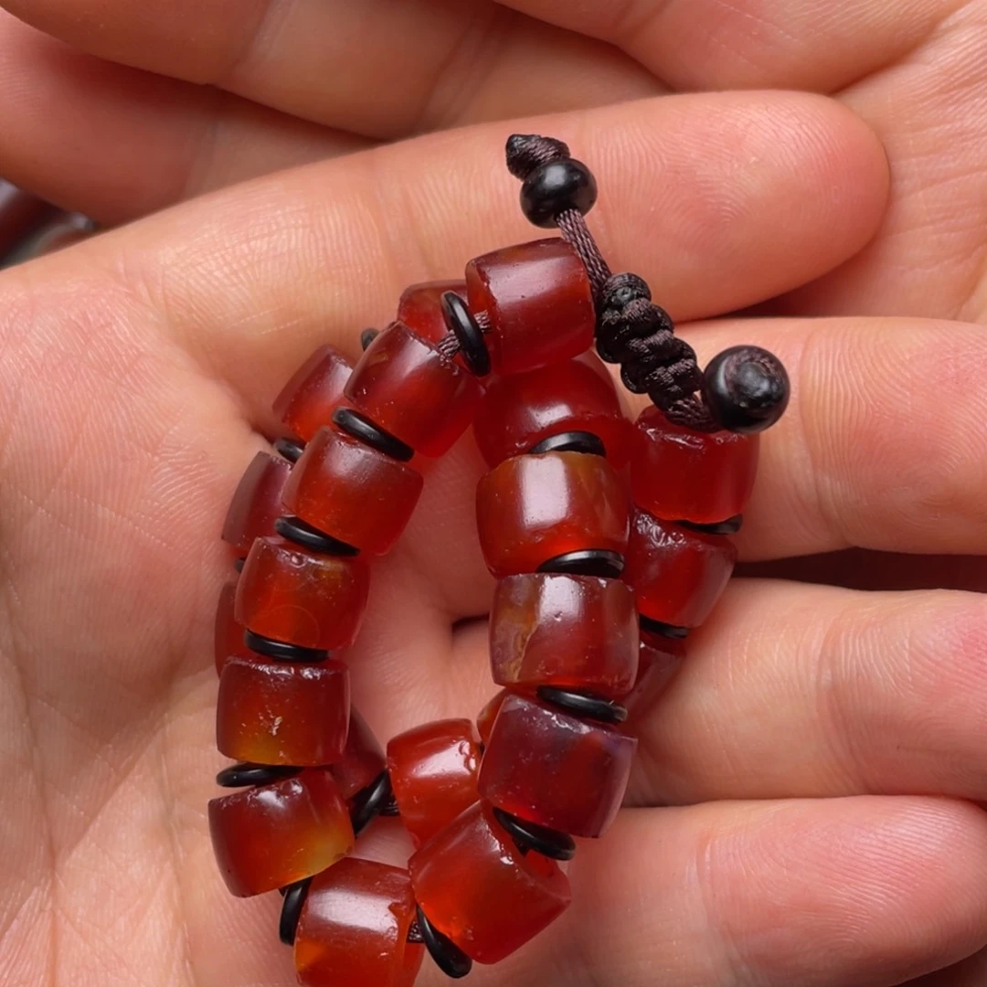 玛瑙/玉髓如图未镶嵌八*