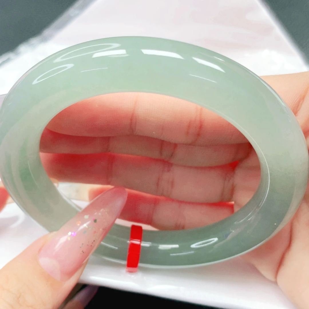 翡翠未镶嵌手镯57