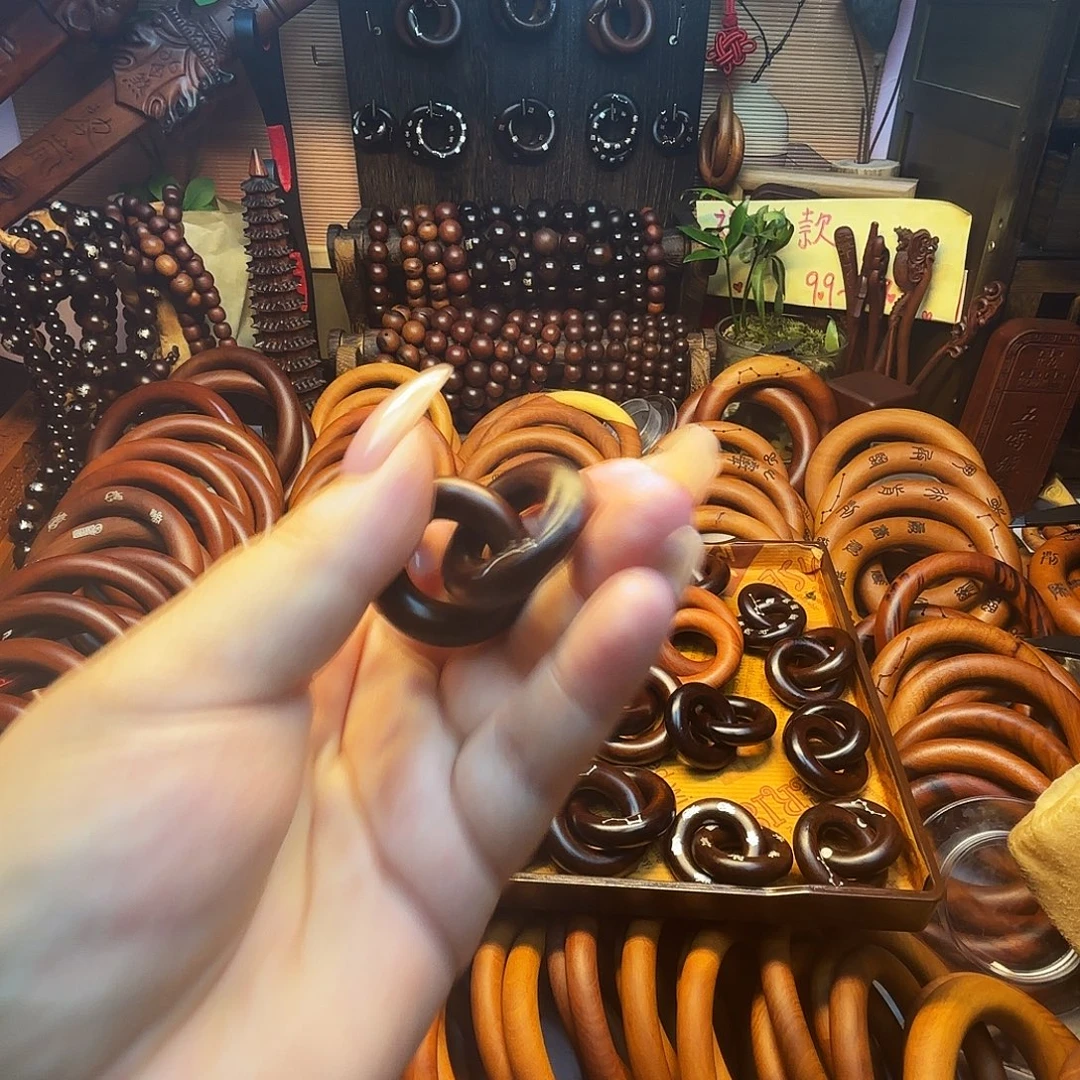 开***托木枣木玉化15圈口乾坤圈镶银六七星