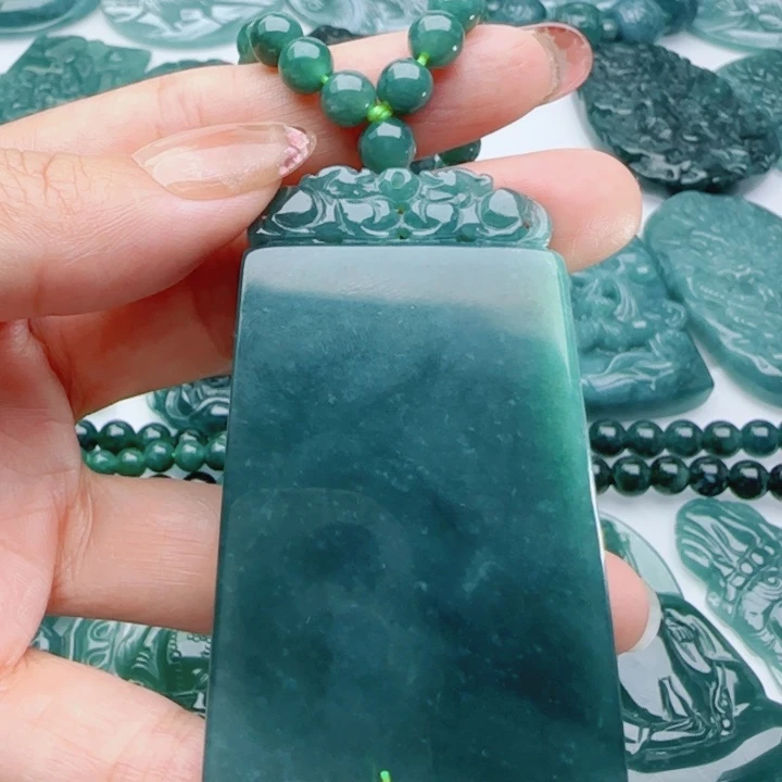 翡翠未镶嵌颈饰多样性发货天然A货翡翠