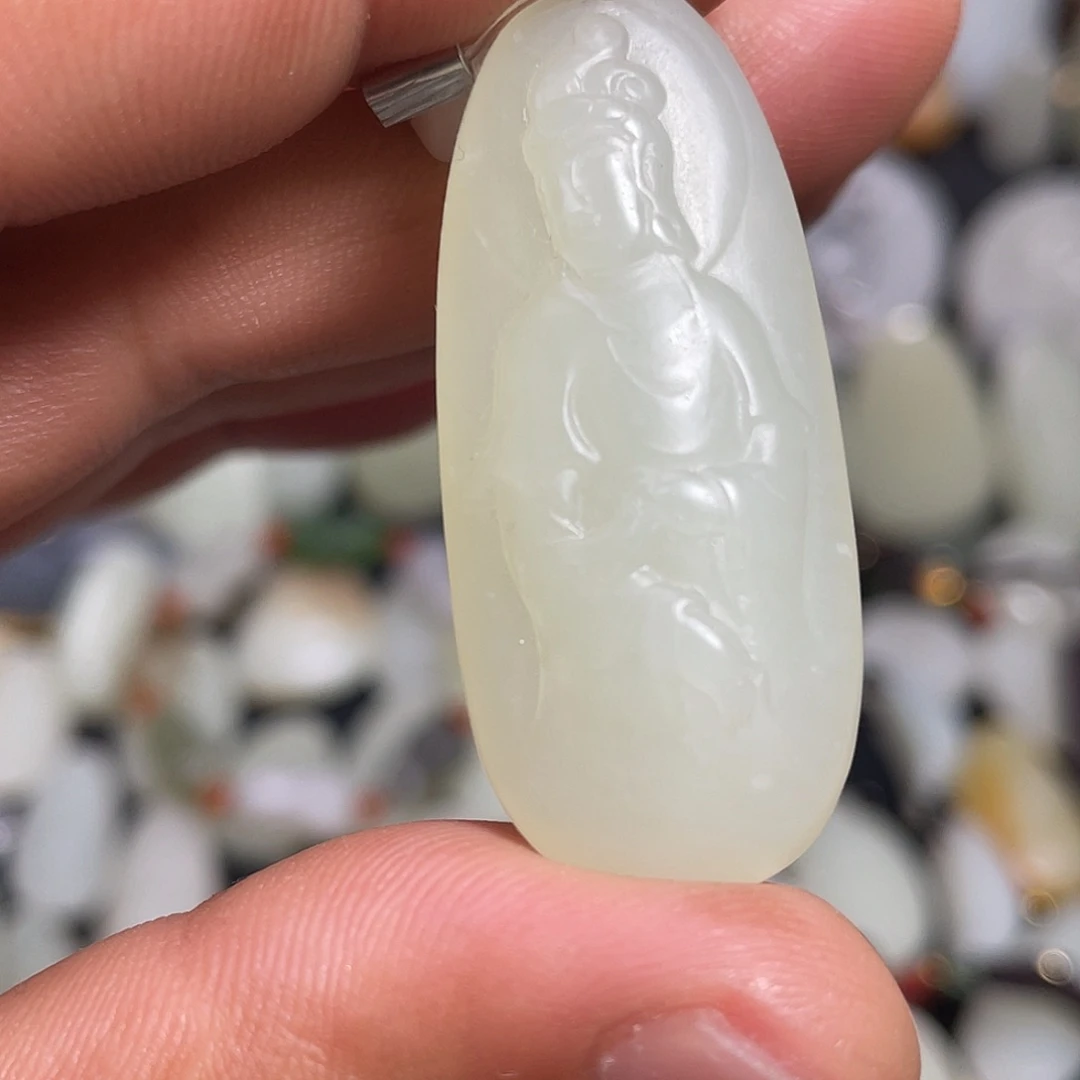 和田玉（糖玉）未镶嵌颈饰吊坠