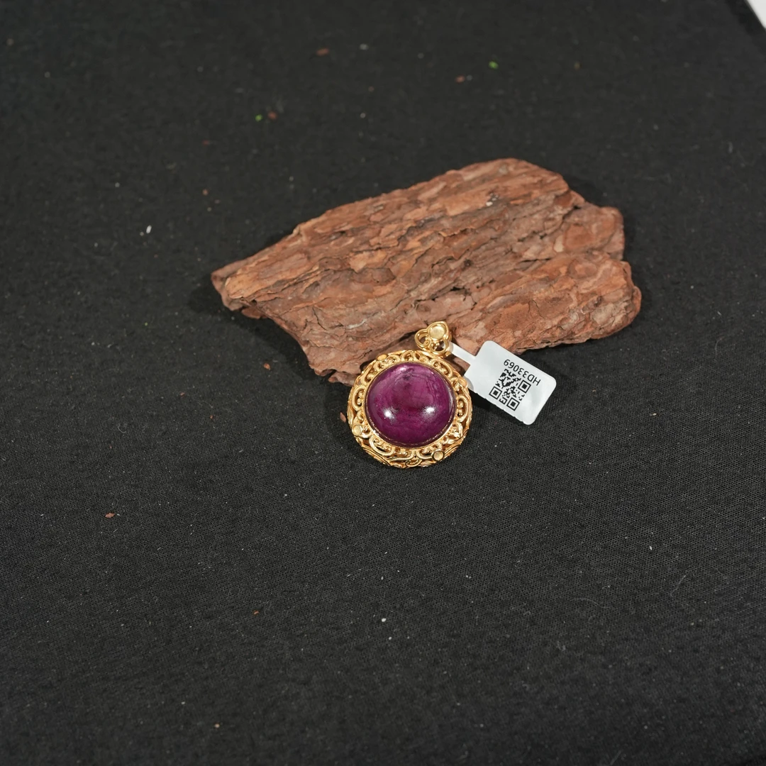 12.14香港王老板-红宝石吊坠2k519