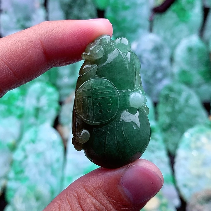 翡翠吊坠(不含链)未镶嵌