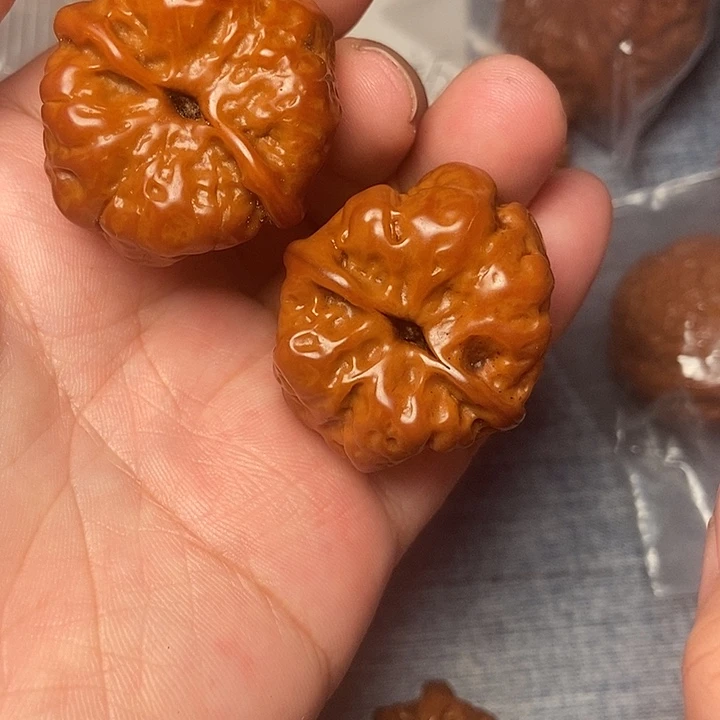 吊坠文玩核桃哇34