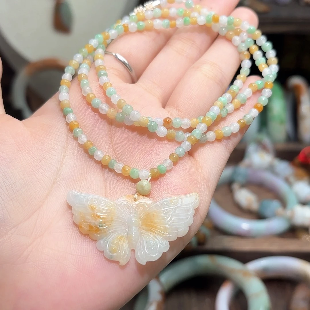 翡翠颈饰未镶嵌黄翡蝴蝶项链