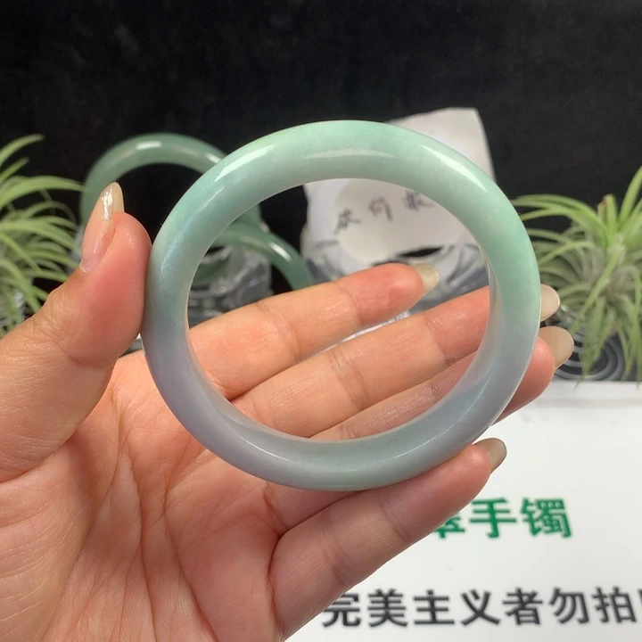 翡翠未镶嵌手镯12