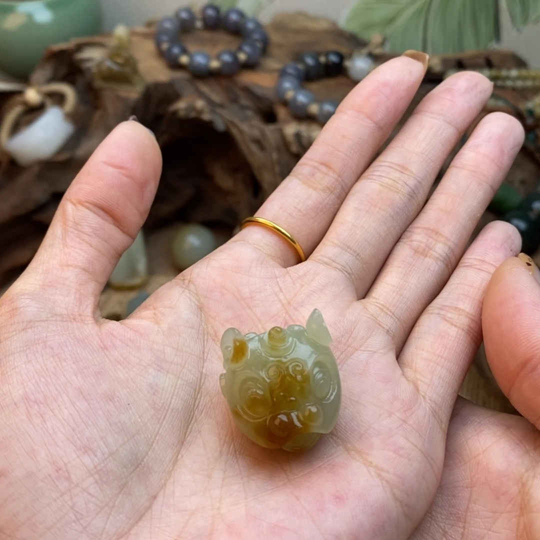 胡****手链未镶嵌和田玉（糖玉）