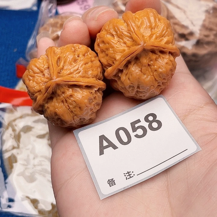 吊坠文玩核桃核桃