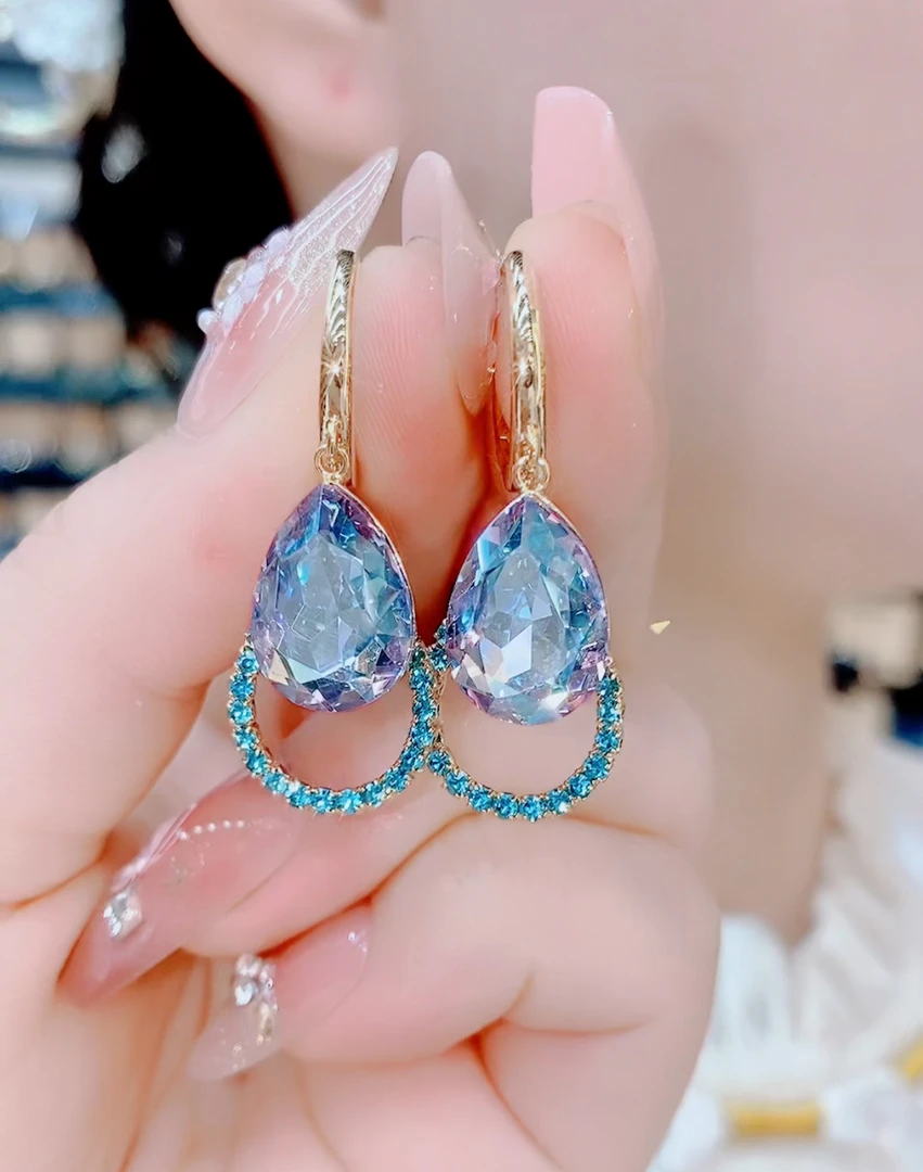 铜合金合成锆石耳饰 900时尚海洋之心蓝色水滴短款百搭耳扣耳环