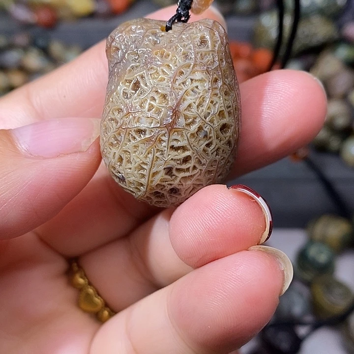 未镶嵌玛瑙/玉髓珠宝奇石