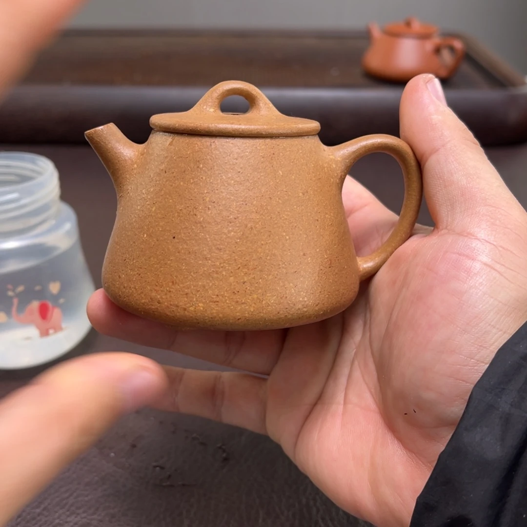 紫砂茶壶汽修厂和机械设备