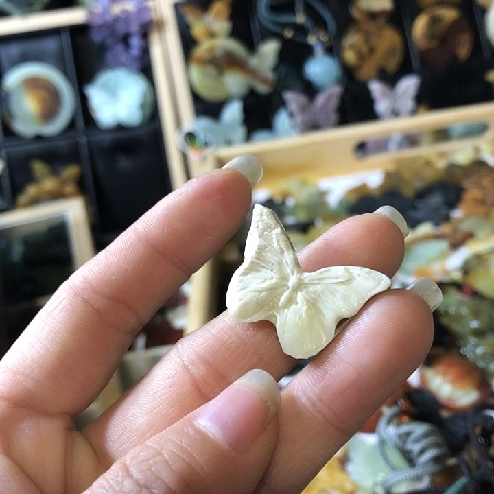 岫玉未镶嵌岫玉挂件