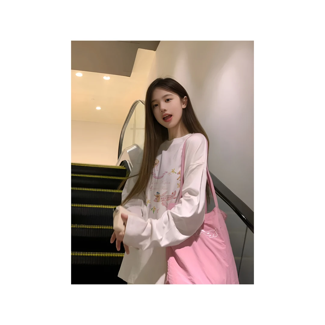 早秋新款圆领长袖t恤女休闲简约学院风别致印花韩系宽松上衣秋季