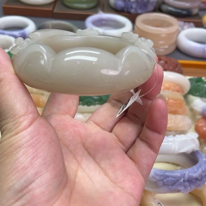 未镶嵌石英岩玉珠宝奇石绝****趾