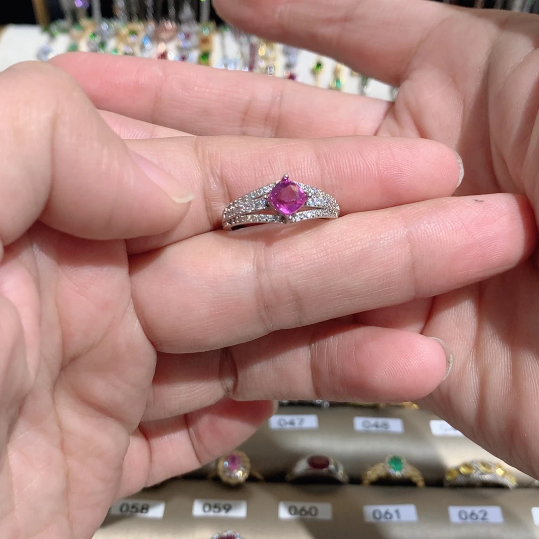 银S925镶嵌蓝宝石戒指