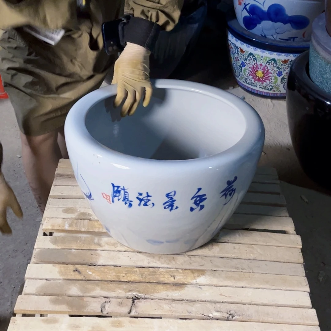 瓷片圆口兰荷花40.8888888