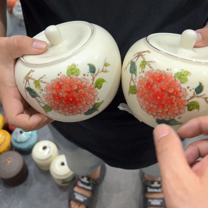 瑕疵福利品陶瓷茶叶罐介意勿拍