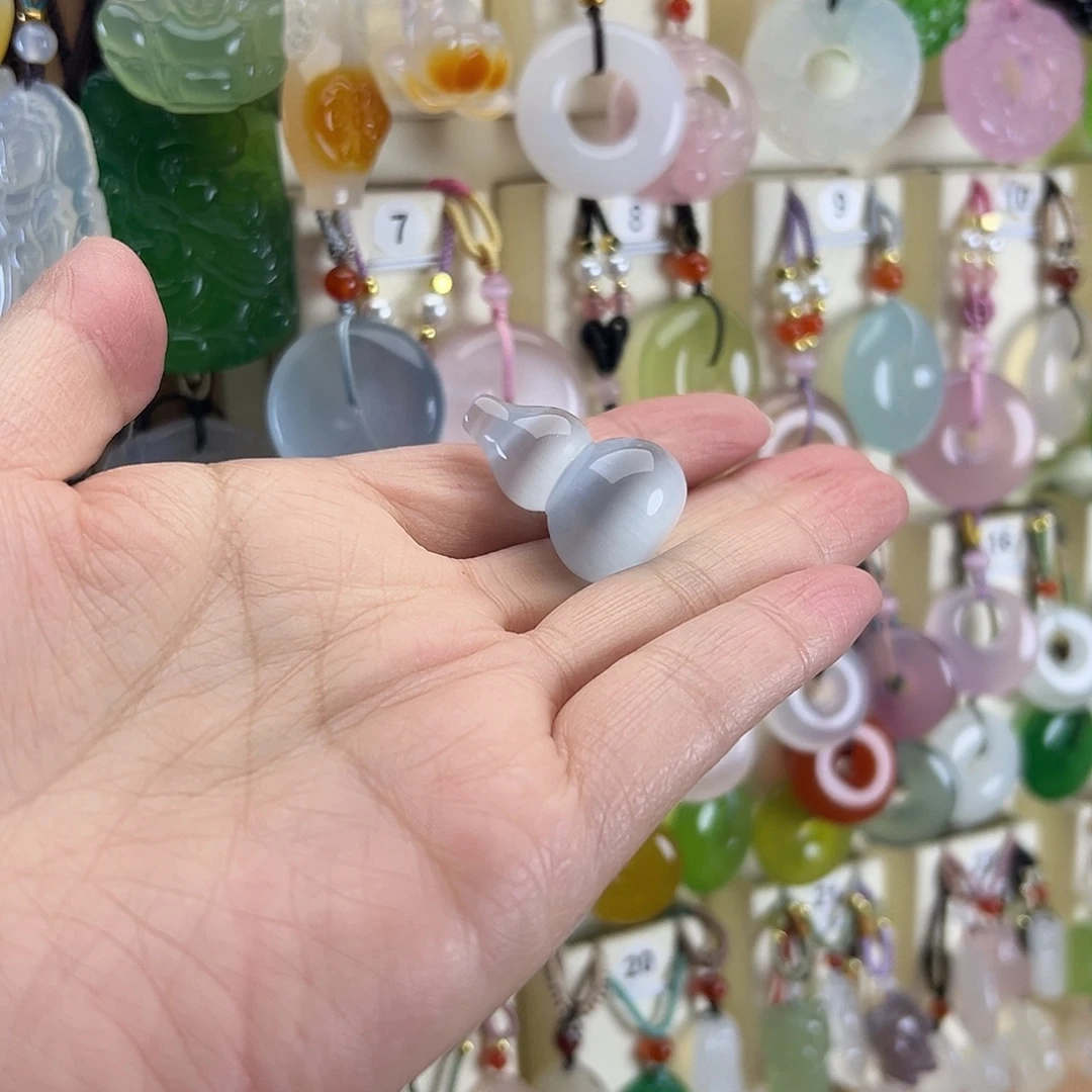 鱼****玛瑙/玉髓未镶嵌颈饰