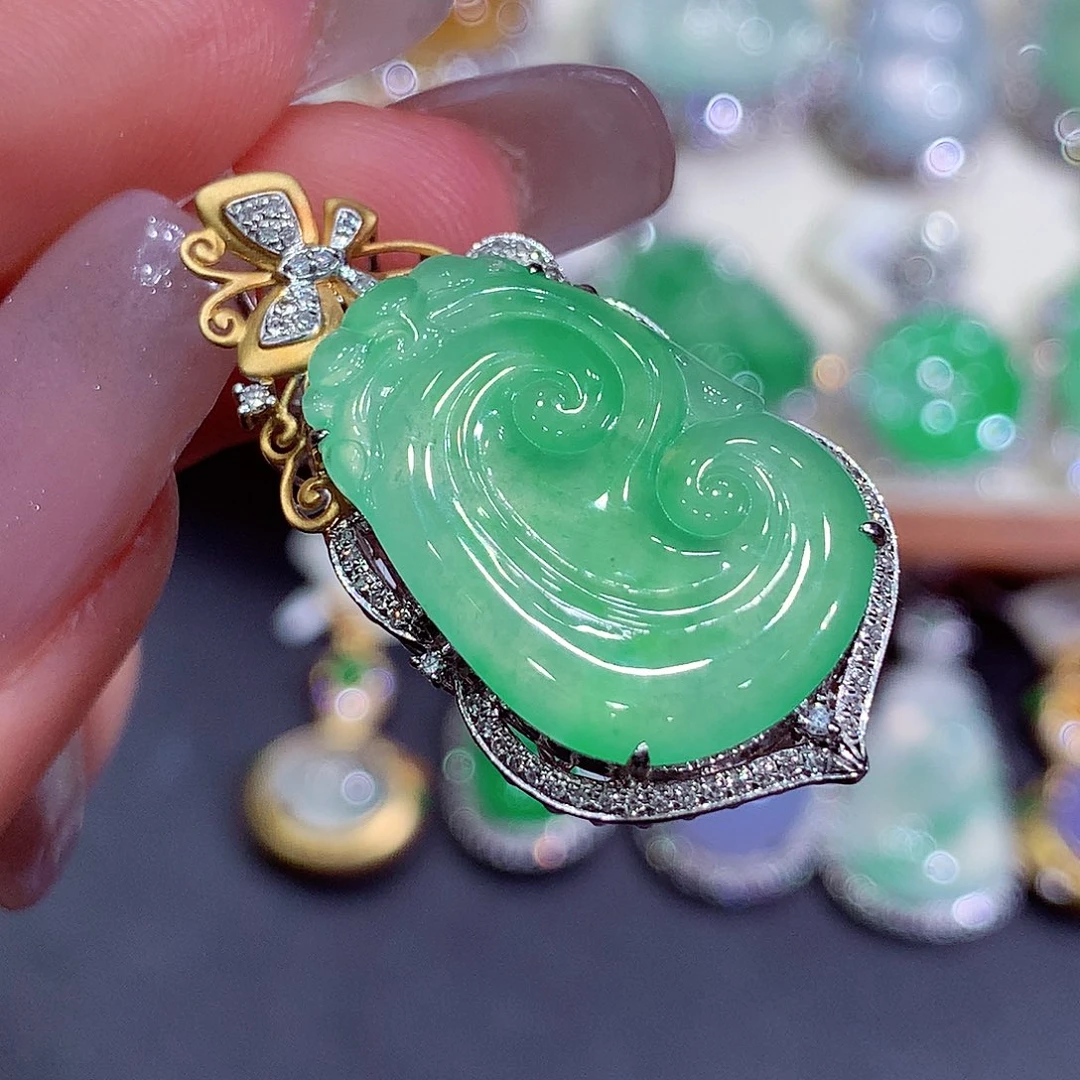 翡翠18K金镶嵌吊坠(不含链)