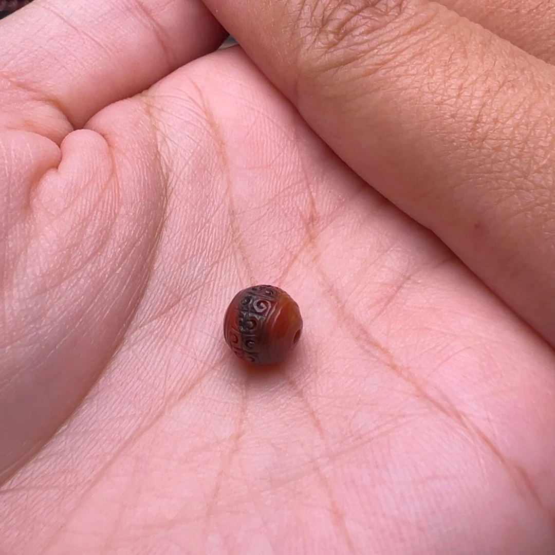 运***坤南红玛瑙未镶嵌珠宝奇石