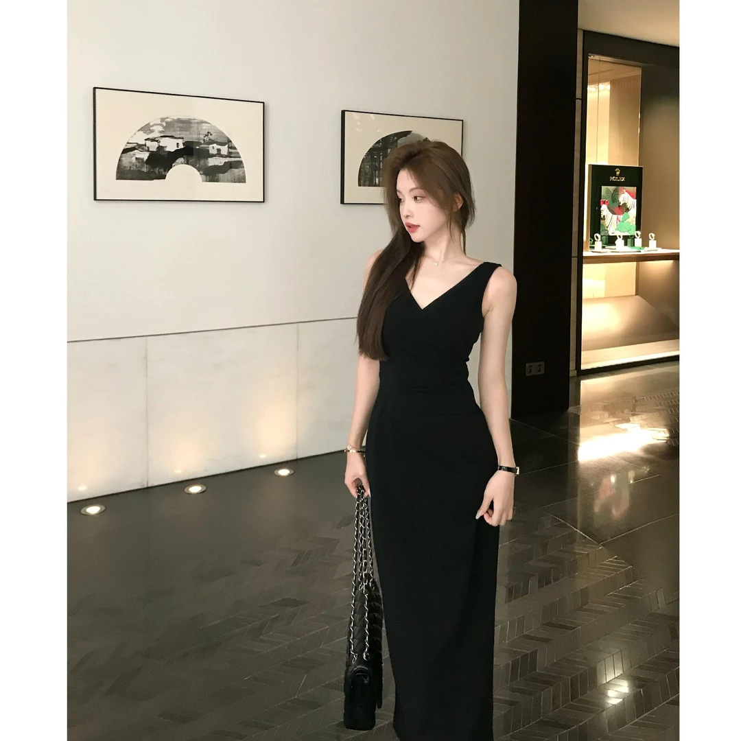 SZA【花甜约定】夏季新款时尚气质无袖V领褶皱收腰连衣裙A-1979