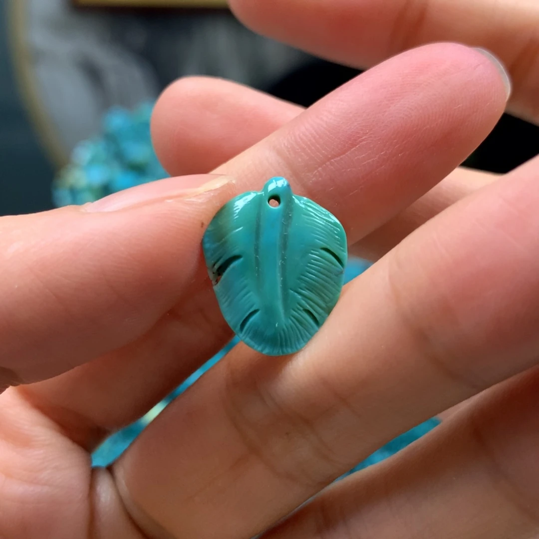 绿松石配饰未镶嵌