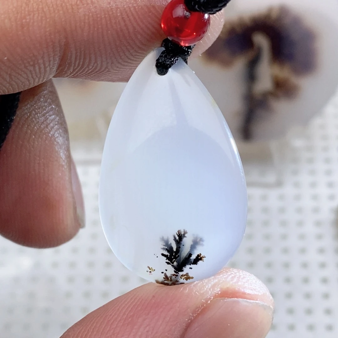 玛瑙/玉髓颈饰未镶嵌鹏****）