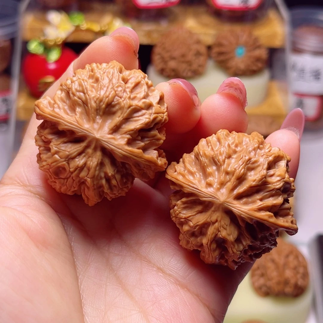 文玩核桃吊坠42尺平果园