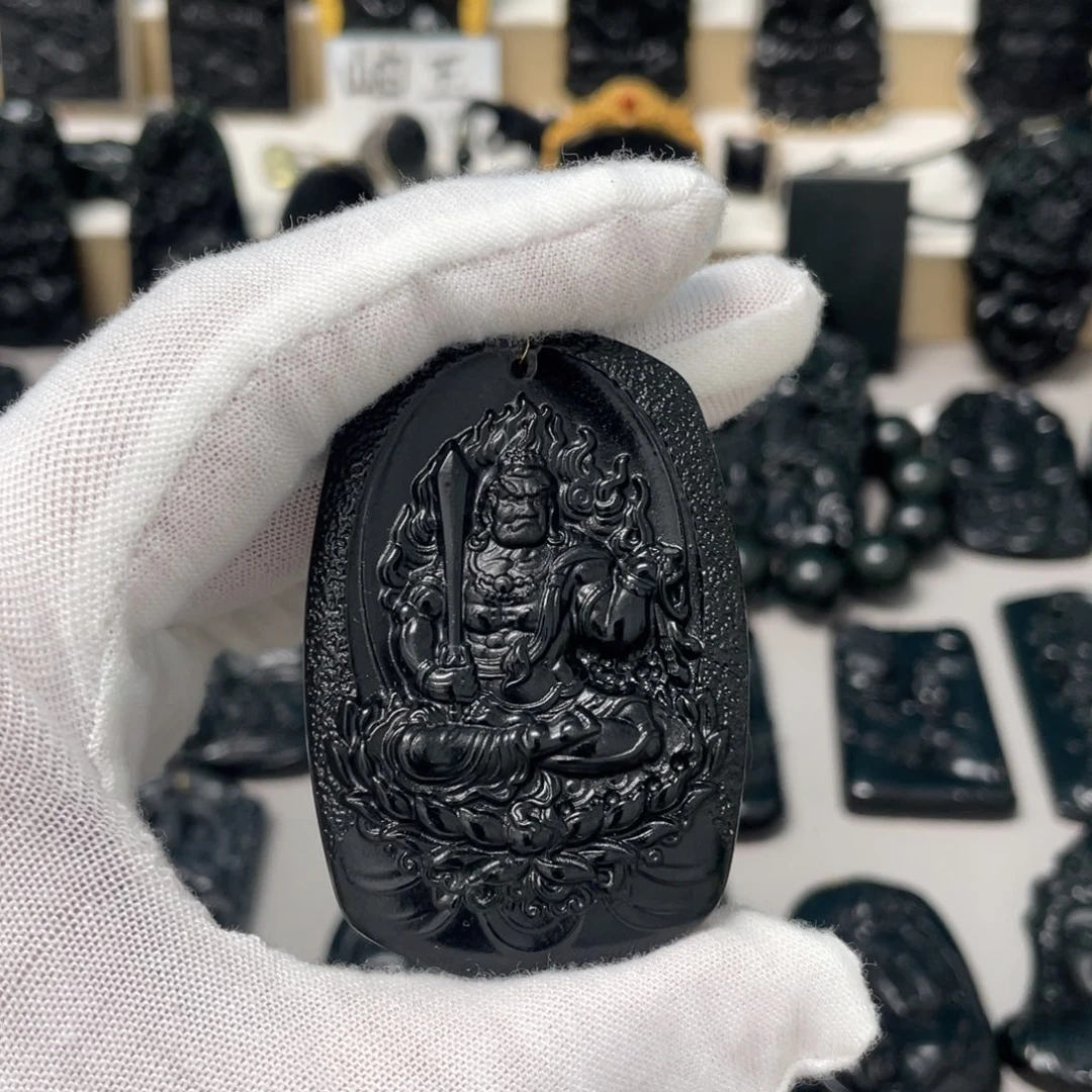 取***缘未镶嵌蛇纹石玉吊坠