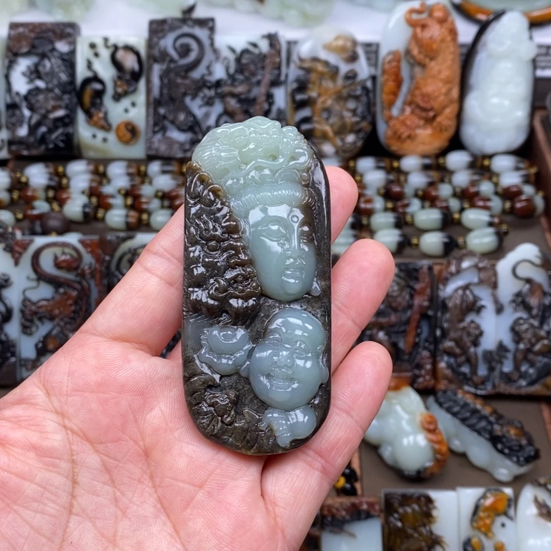 颈饰未镶嵌和田玉