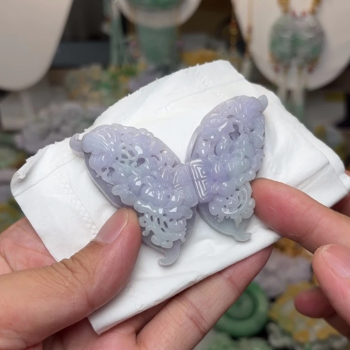 翡翠未镶嵌颈饰吊坠