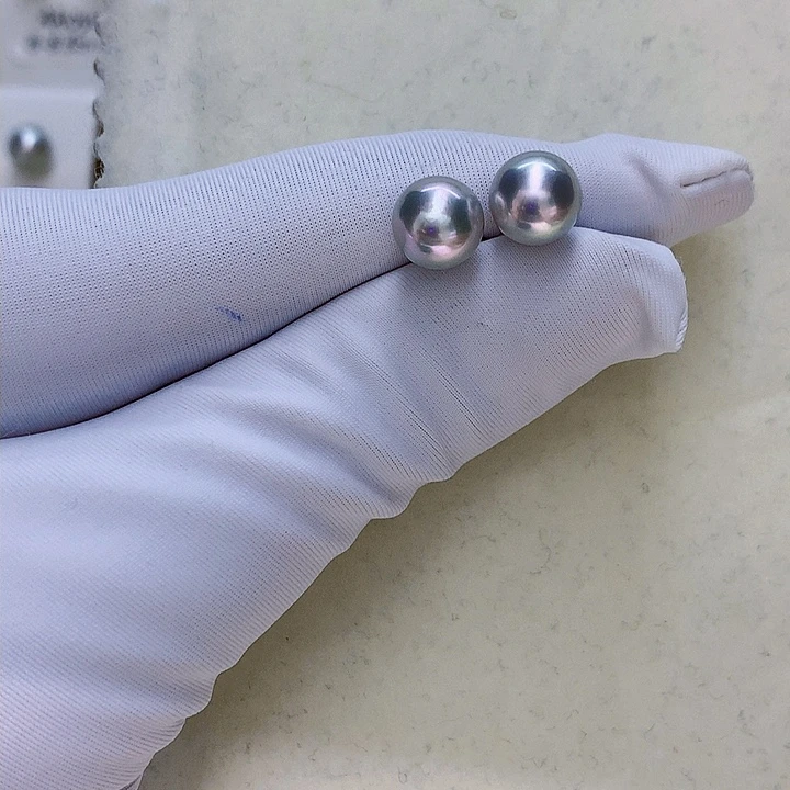 18K金镶嵌耳钉7.5-8海水珍珠