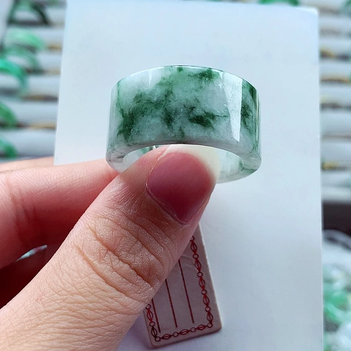 翡翠戒指未镶嵌28.29号