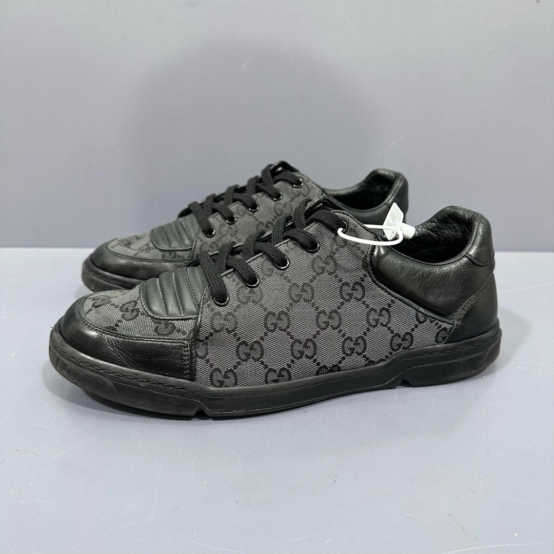 95新 GUCCI/古驰 42码 古驰gucci 满印板鞋 休闲鞋 成色可以