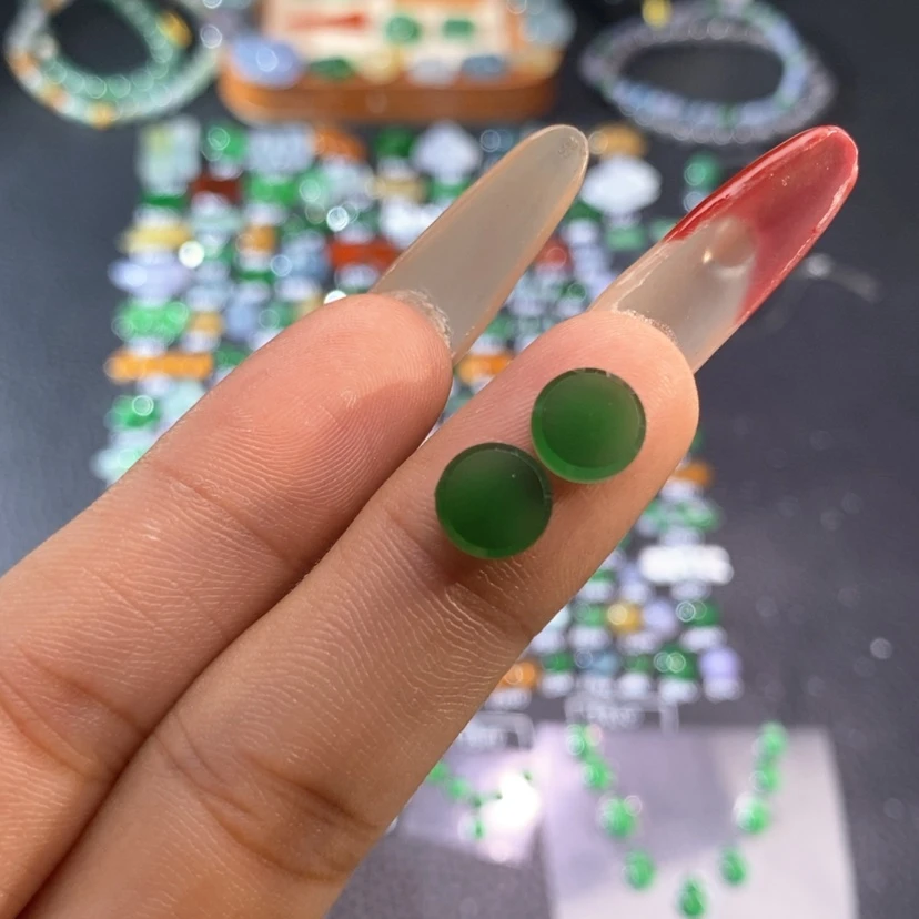 【闪购商品】翡翠挂件未镶嵌牌