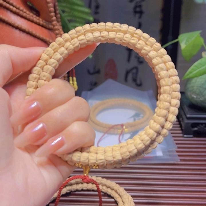 粤***H柏香籽/百香籽吊坠