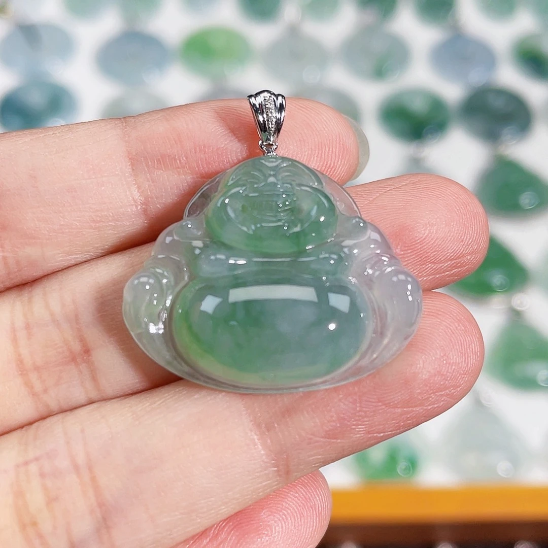 颈饰18K金镶嵌翡翠吊坠