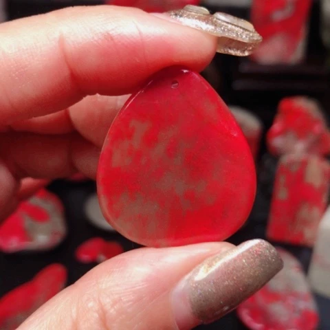 昌化鸡血石昌化鸡血石挂件