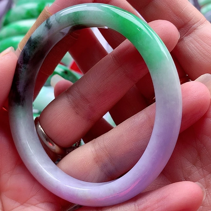 翡翠未镶嵌手镯翡翠