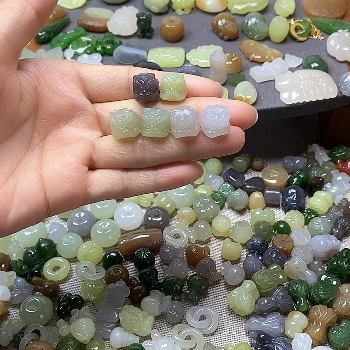 未镶嵌和田玉挂件醒狮98一个多样性发其一