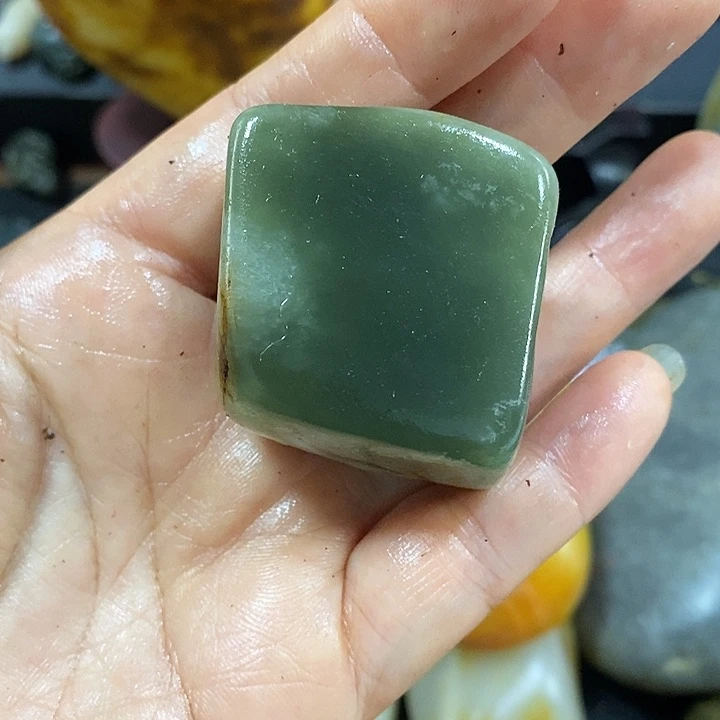 未镶嵌和田玉（糖玉）挂件
