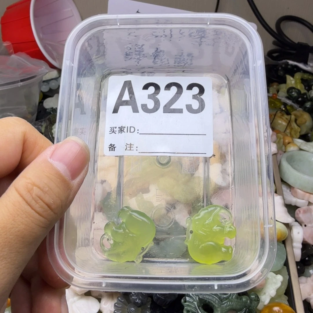 蛇纹石玉合金颈饰