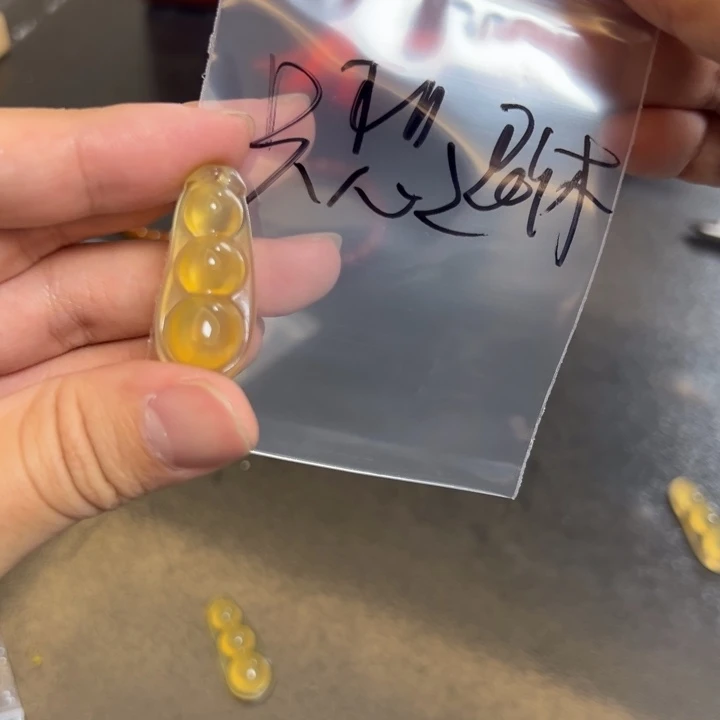只***休玛瑙/玉髓未镶嵌珠宝半成品
